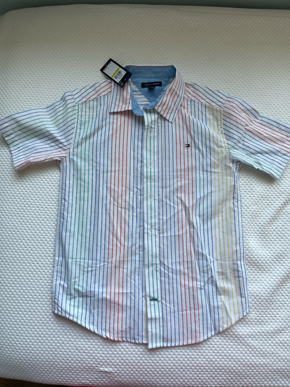 Tommy Hilfiger Boys Rainbow Stripe Short Sleeve Button Down Shirt Size M 10/12